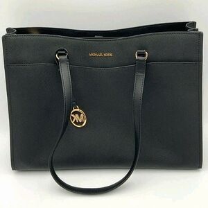 New $498 Michael Kors JET SET TRAVEL LGMF PKT TOTE LEATHER 35F4GTVT9L BLACK